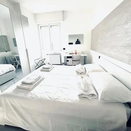 Milano Bicocca & Rooms2 Oda ve Kahvaltı Cinisello Balsamo